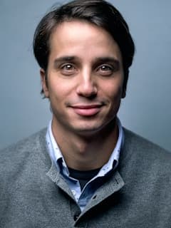 Illustrative lead profile photo — sample evidence